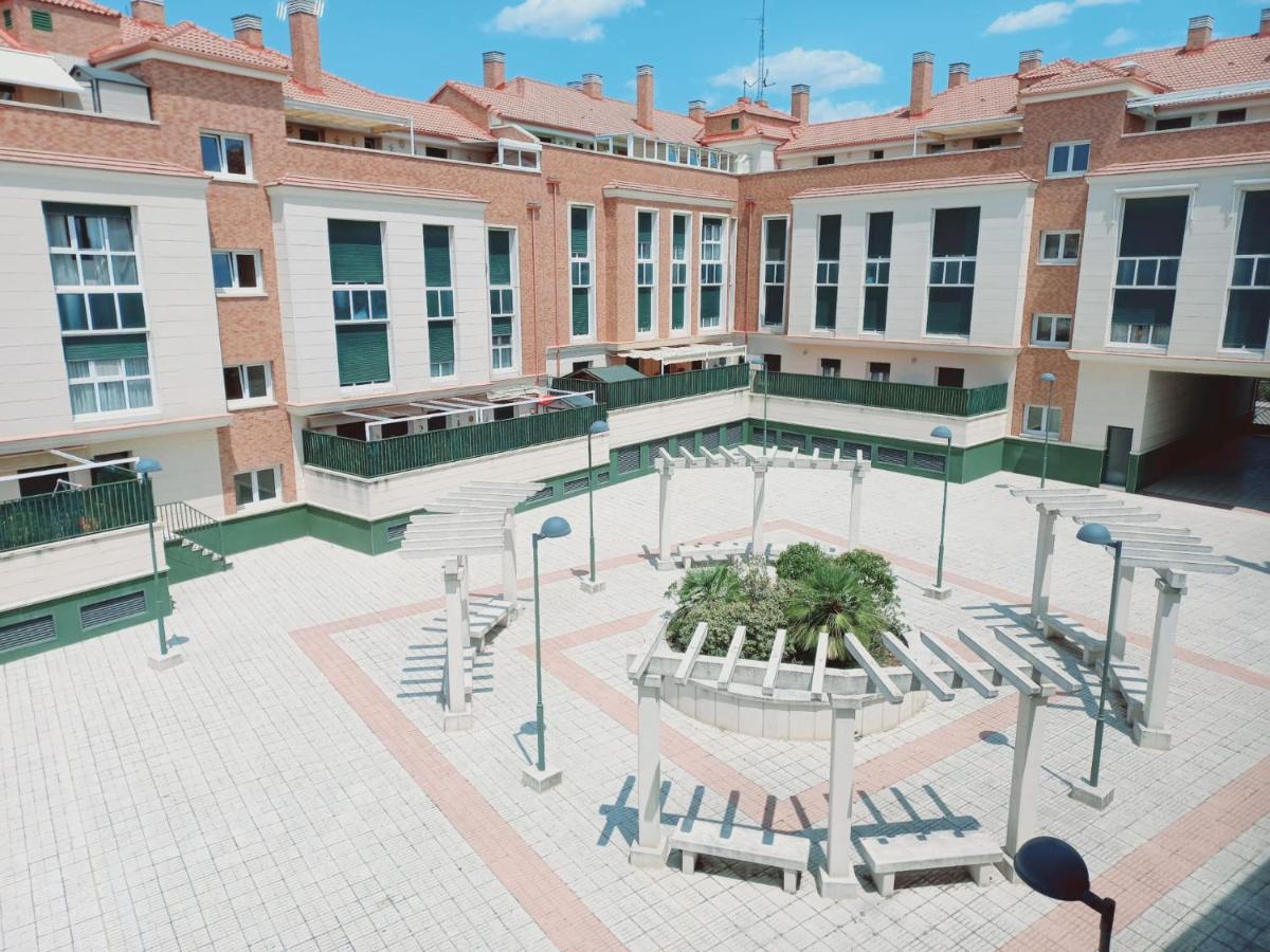 Apartamento Para 5 Personas Con Garaje A 10 Minutos De Valladolid Apartment Exterior photo